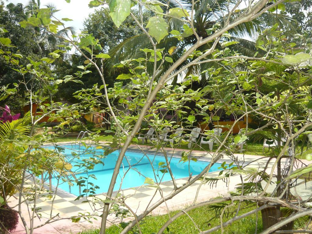 Sunrise Holiday Resort Habarana Exterior foto